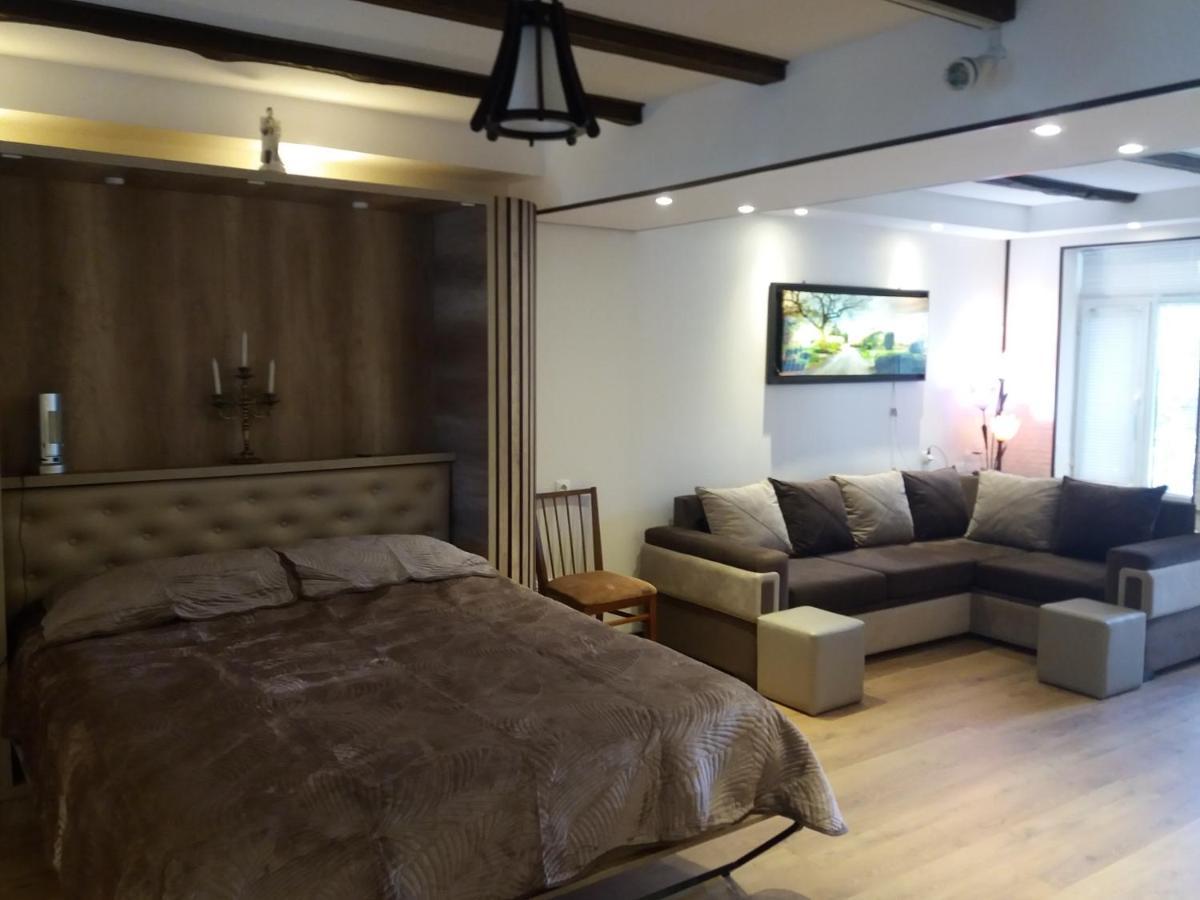 Apartment B O R A Ckaltubo Kültér fotó