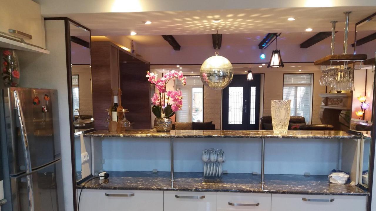 Apartment B O R A Ckaltubo Kültér fotó