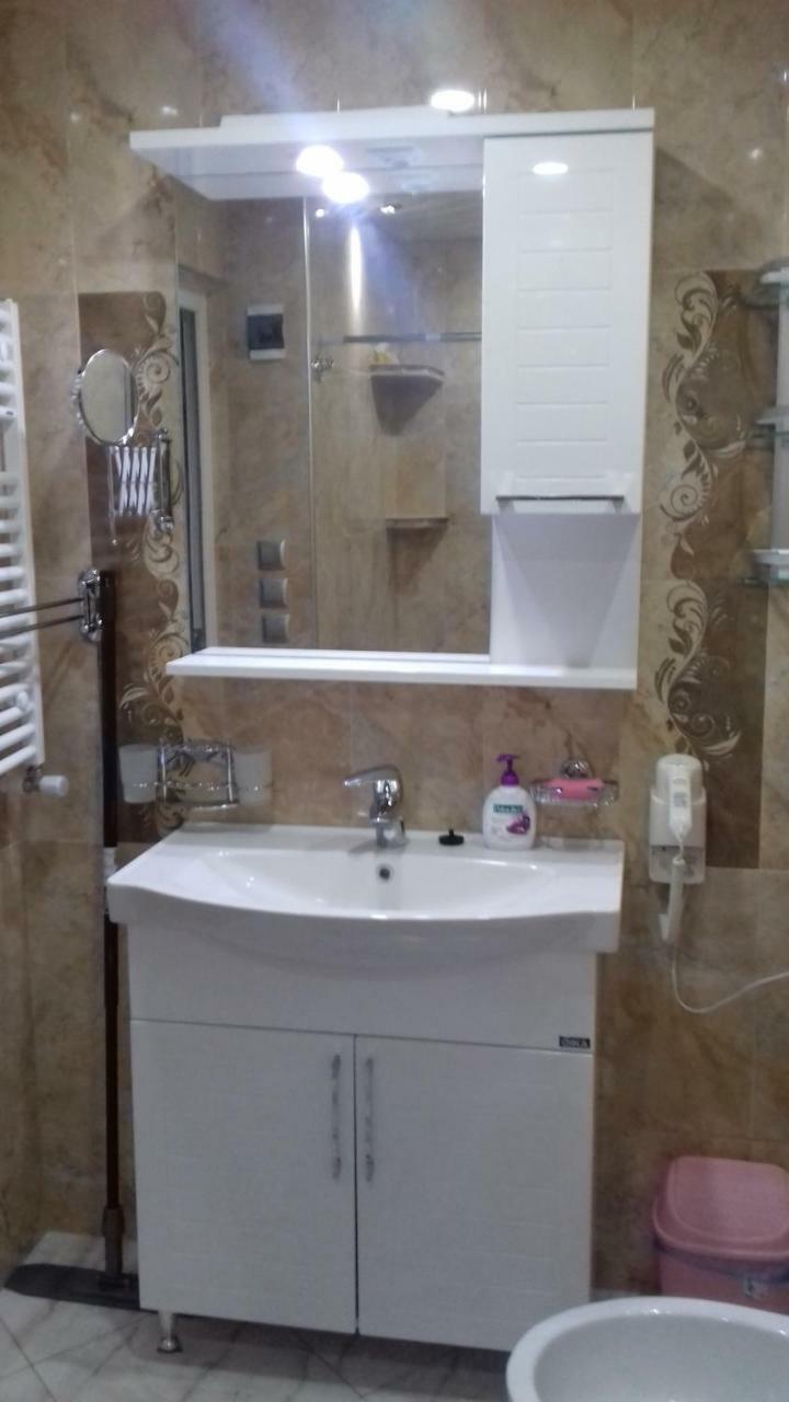 Apartment B O R A Ckaltubo Kültér fotó